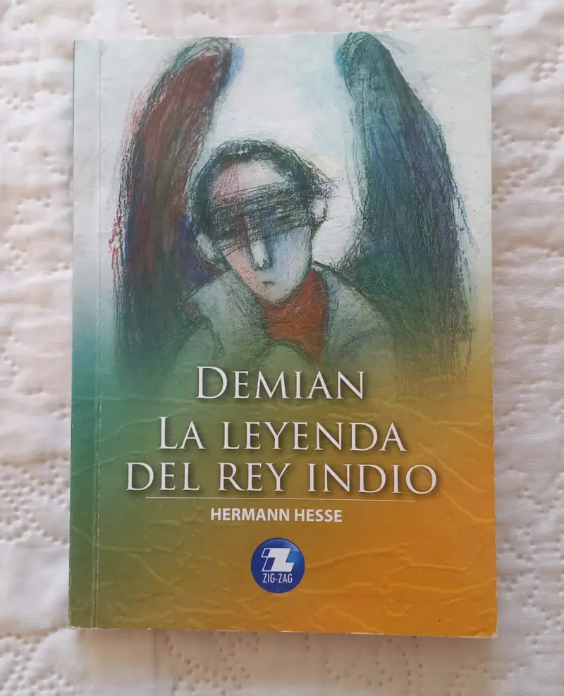 6 libros diferentes - 2