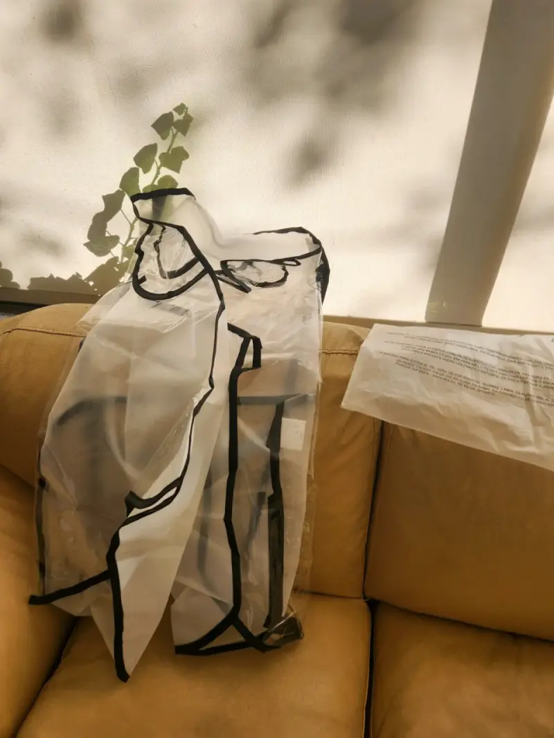 Funda transparente para coche