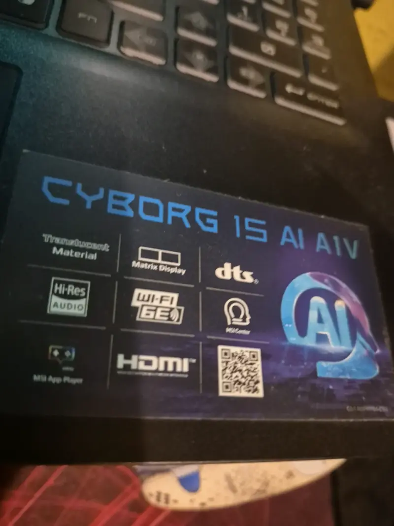 Notebook gamer MSI Cyborg I5 AI A1V - 1