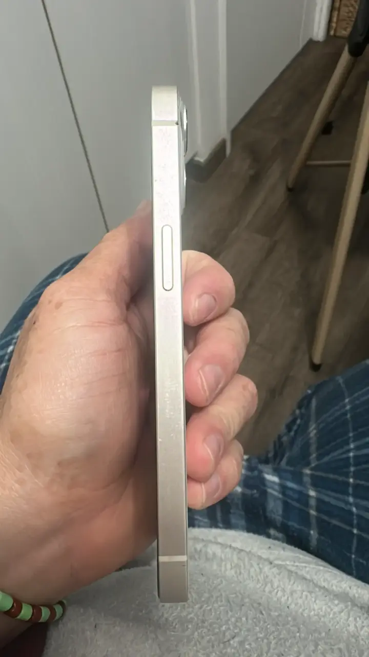 iPhone 13 reacondicionado - 2