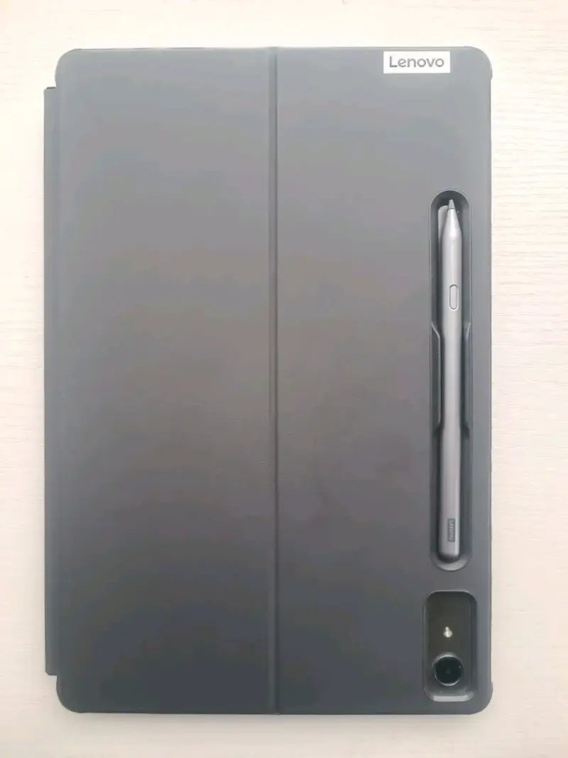 Tablet Lenovo con lápiz táctil - 1