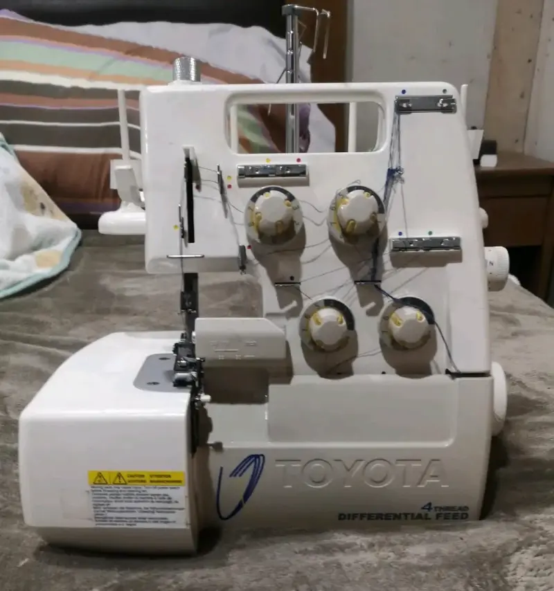 Máquina de coser toyota - 5