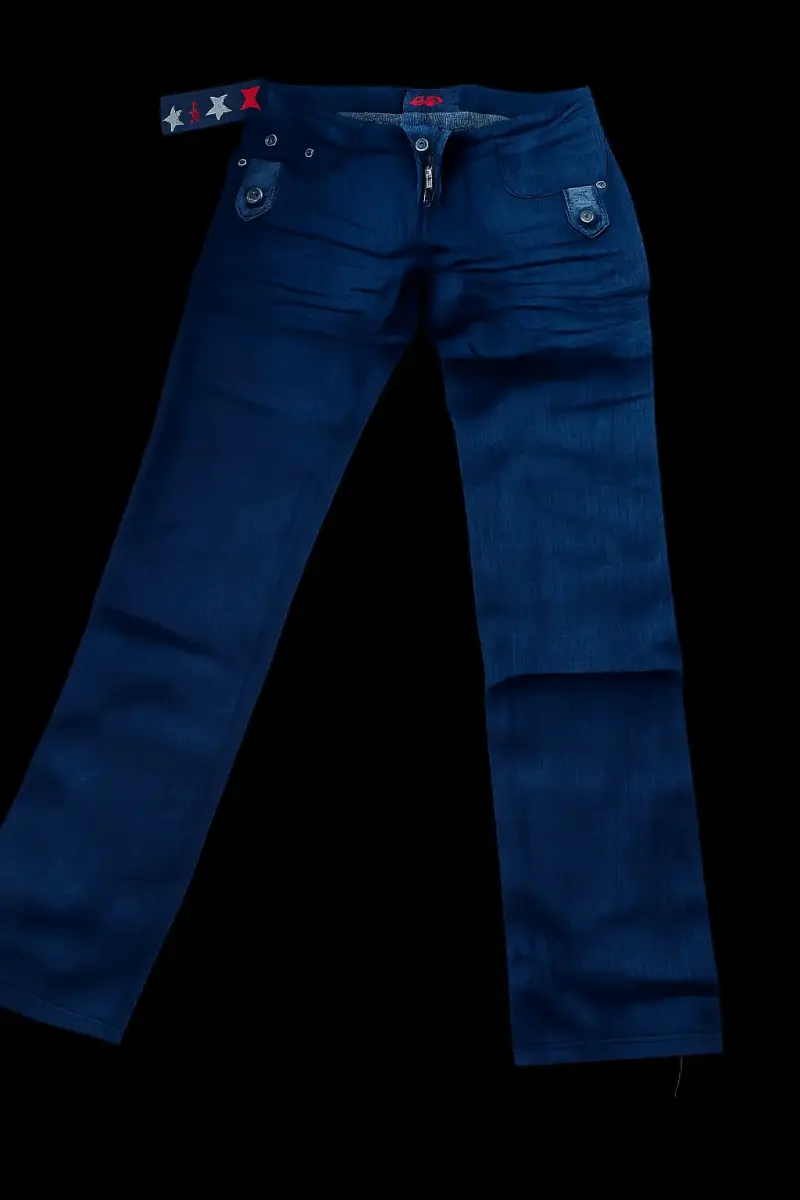 Jeans azul con bolsillo frontal