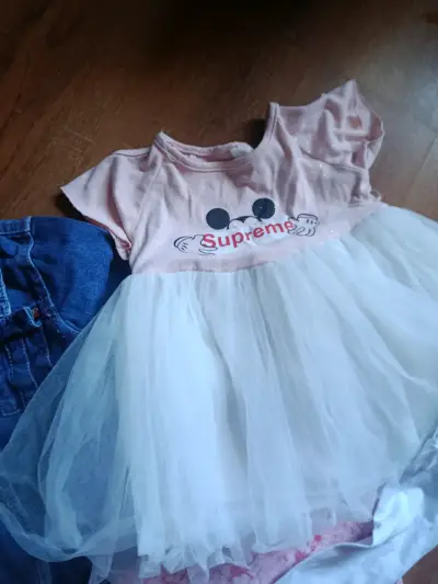 Ropa variada de bebé - miniatura 5