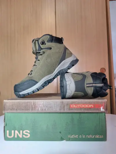 Botas trekking verde oliva UNS - miniatura 1
