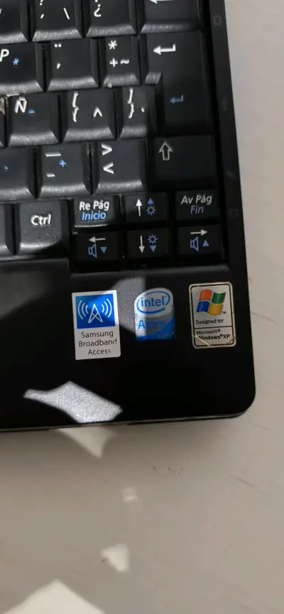 Laptop Samsung usada - miniatura 3
