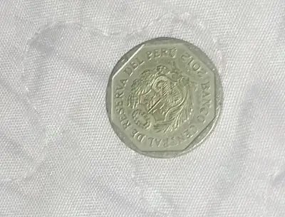 Moneda de chile Perú y de Suecia - miniatura 1