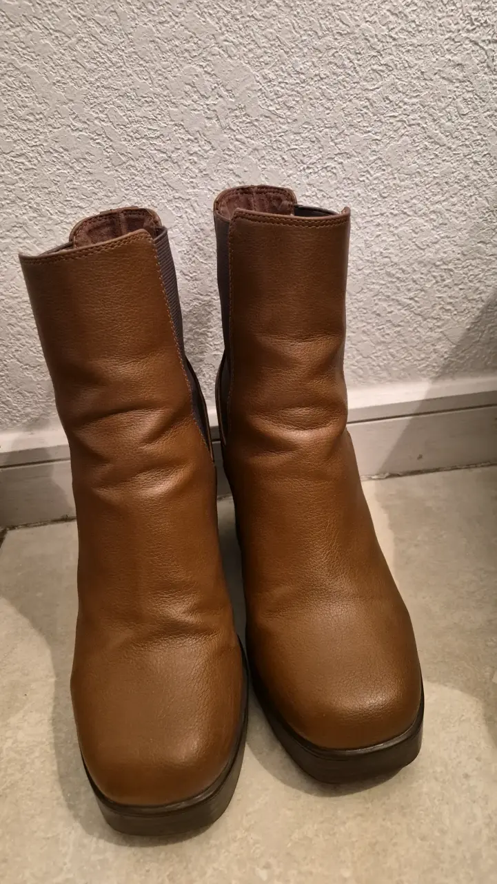 Botines marrones de cuero - 1