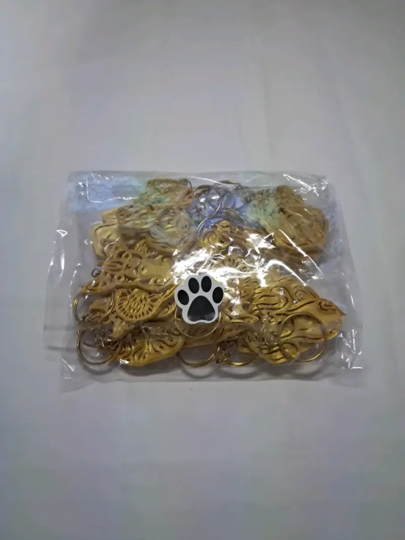 Set de llaveros de perros dorados - 3