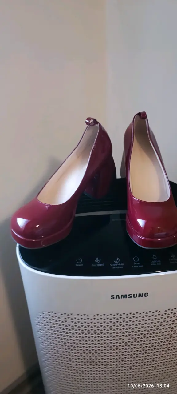 Zapatos de tacón rojo - 1