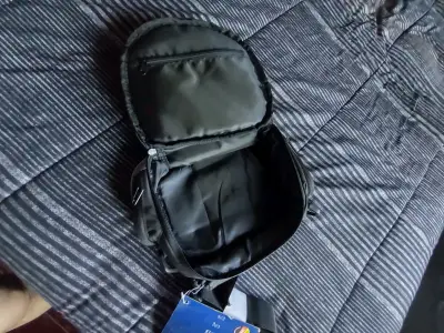 Bolso negro ABUS compacto - miniatura 4