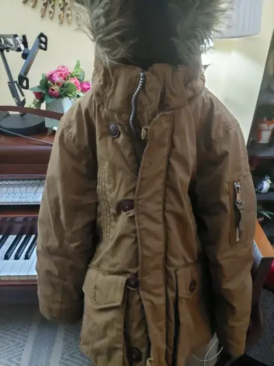 Parka T 7 EUR 128 marrón con capucha de felpa H&M - miniatura 2