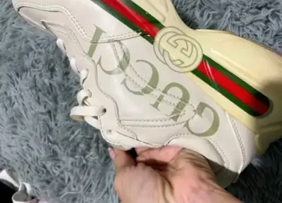 Zapatillas Gucci beige número 38.5 - miniatura 1