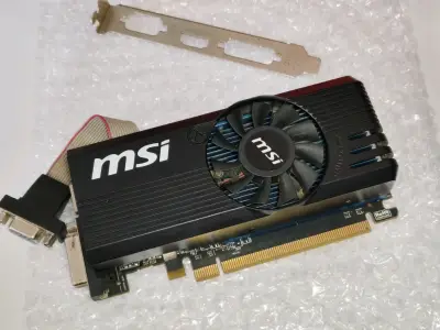 Tarjeta gráfica MSI Radeon R7 240 2GB - miniatura 1