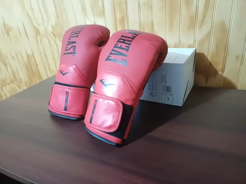 Guantes de boxeo Everlast rojos - 1