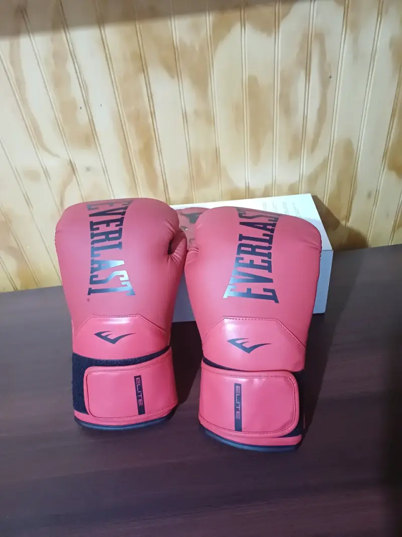 Guantes de boxeo Everlast rojos - 2