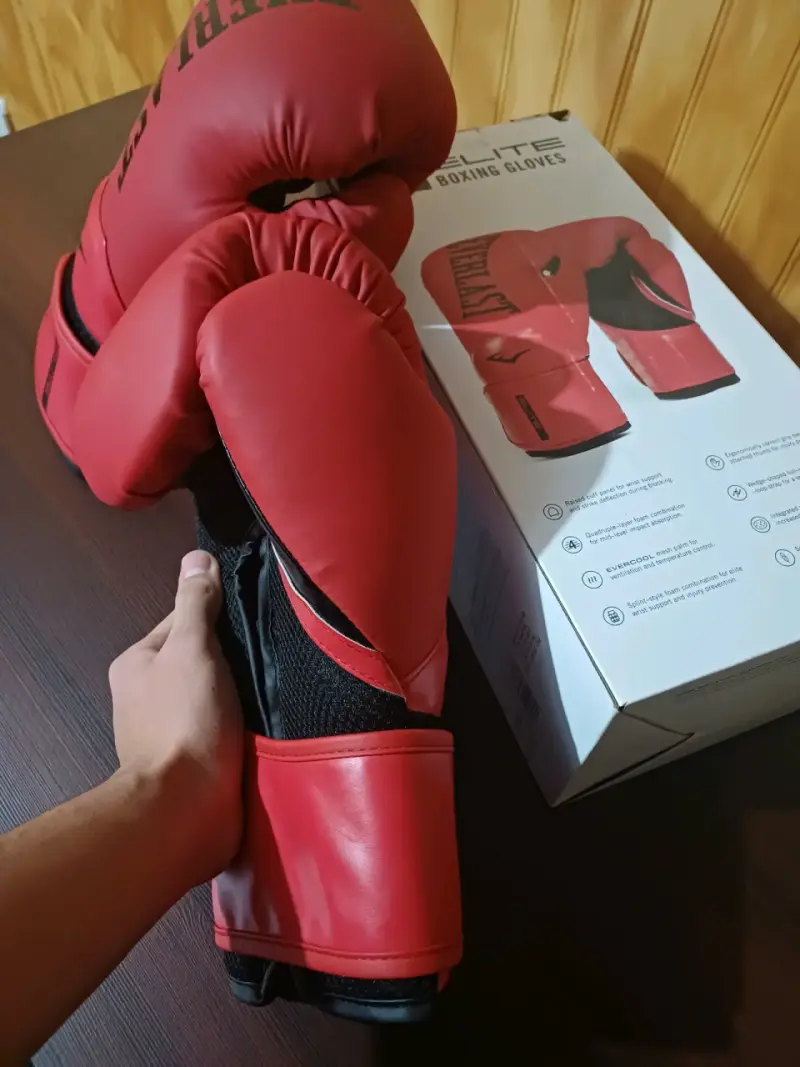 Guantes de boxeo Everlast rojos - 5