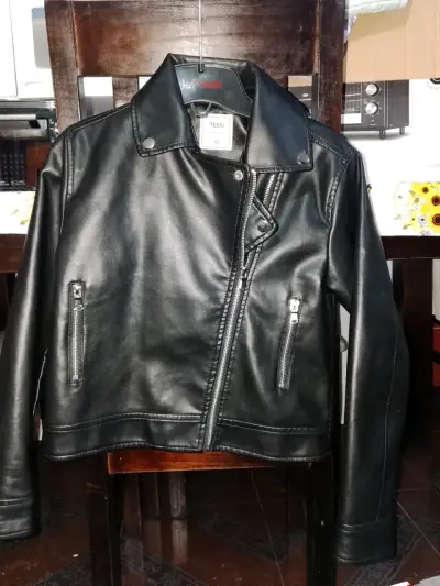Chaqueta de cuero negra talla teen - miniatura 1