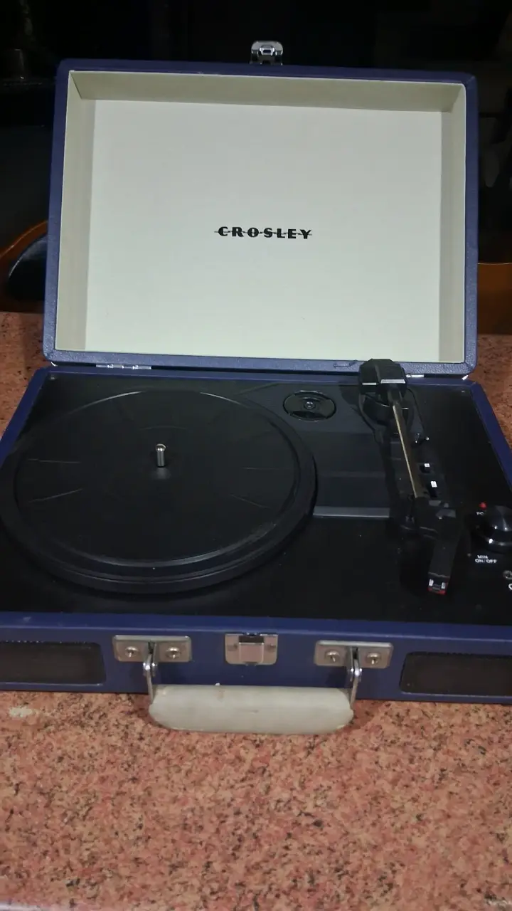 Tocadiscos portátil Crosley negro - 1
