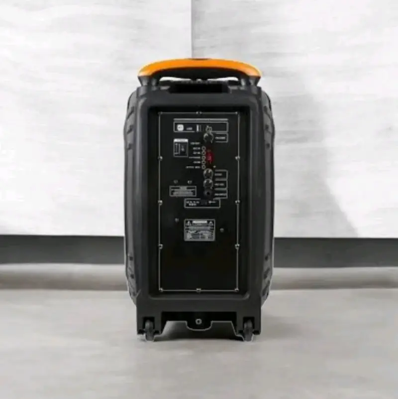 Parlante portátil Bluetooth Fujitel - 3