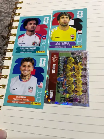 Lote 17 Figuritas mundial 2026 - miniatura 3