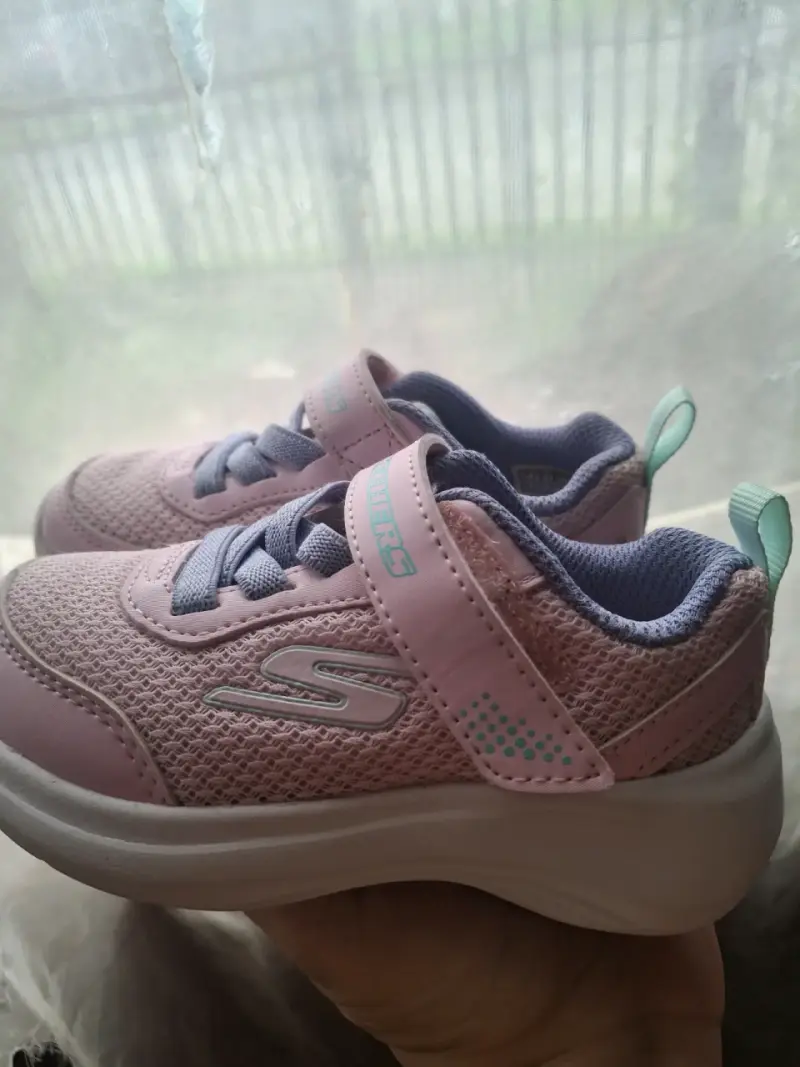 Zapatillas rosadas para niños - 1
