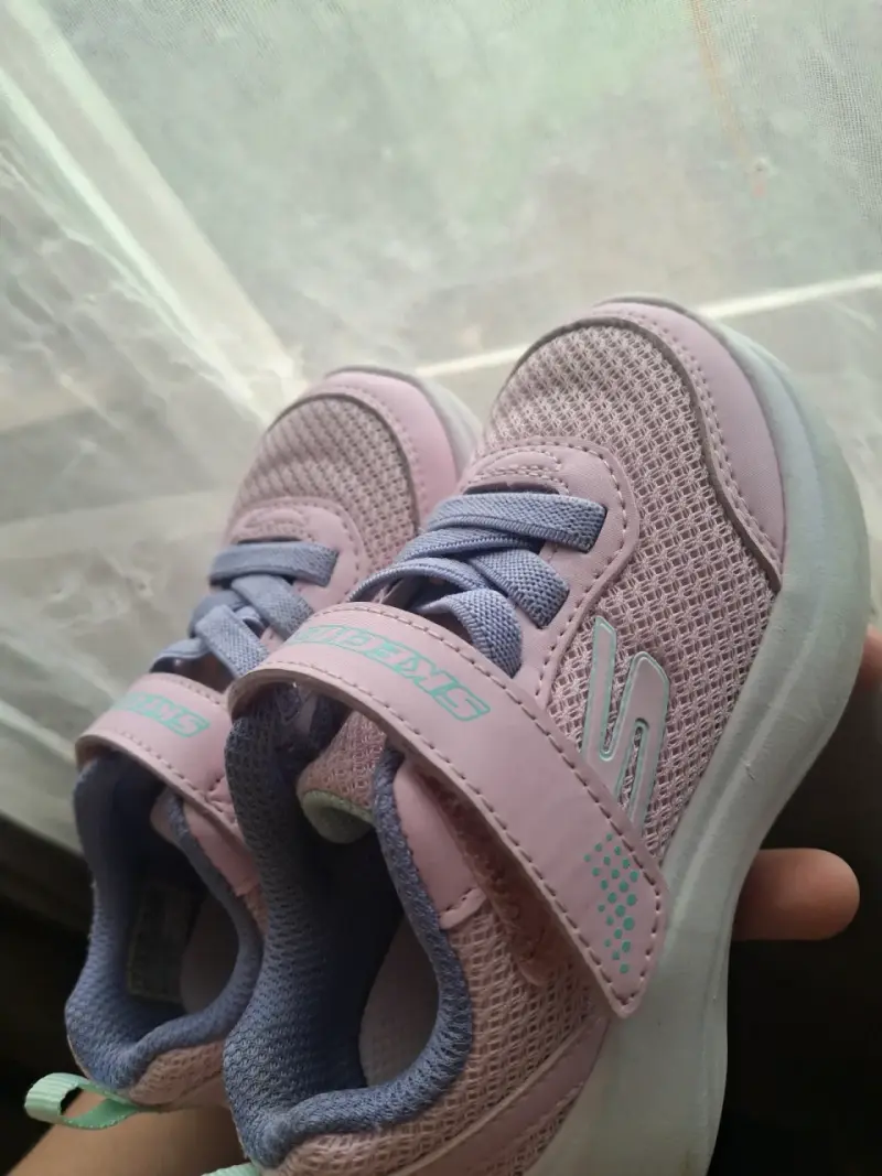 Zapatillas rosadas para niños - 2
