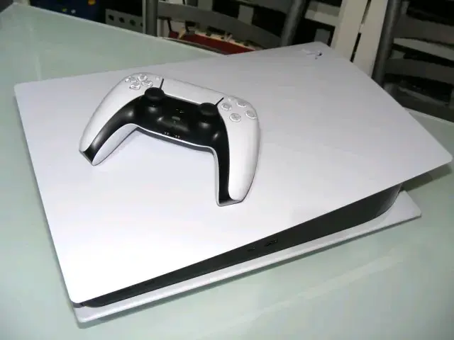 Consola de videojuegos con control