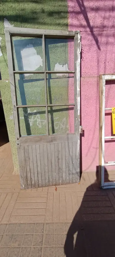 Puerta de madera antiguas con vidrios de roble - miniatura 1