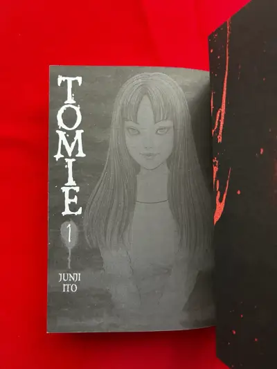 Manga Tomie Volumen 1 - miniatura 3