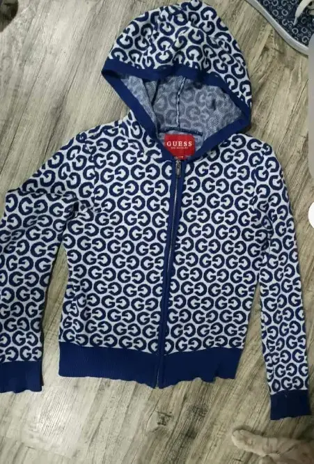 Polerón Guess azul con capucha talla M - 1