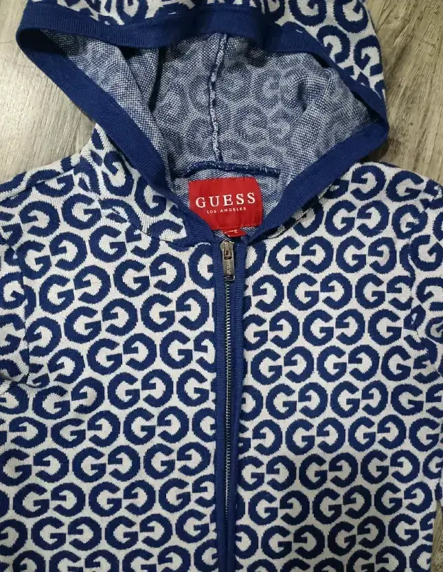 Polerón Guess azul con capucha talla M - 2