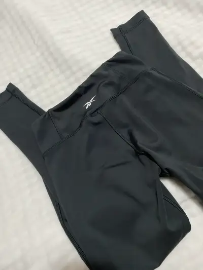 Leggings deportivos negros - miniatura 1