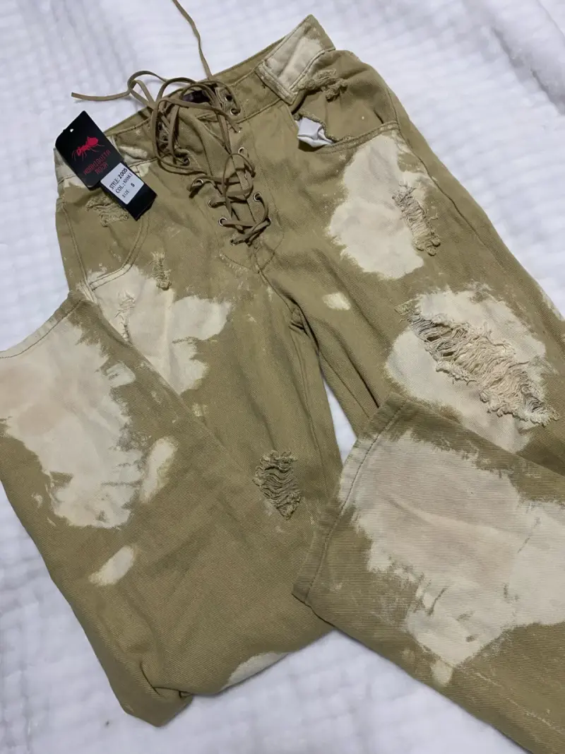 Jeans beige desgastados talla S - 1
