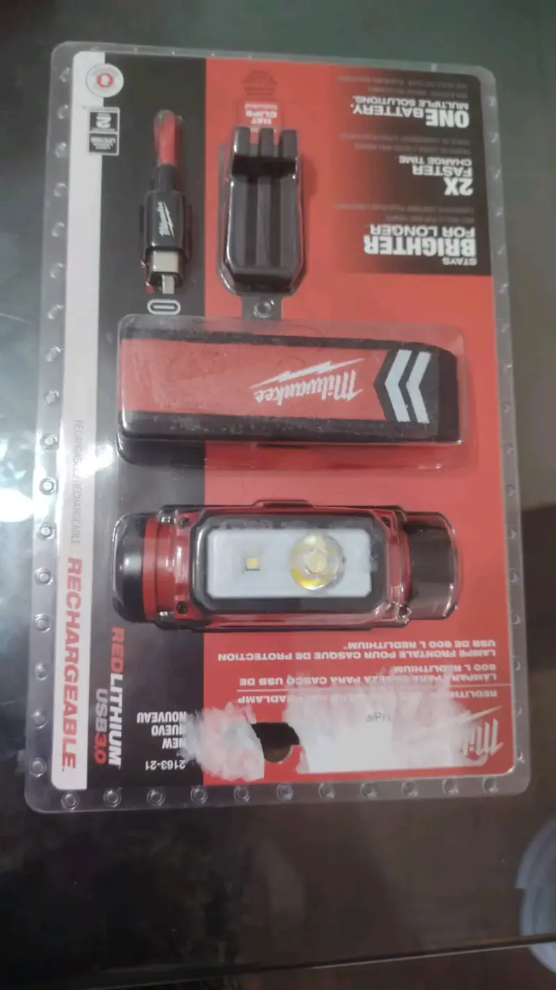 Linterna frontal Milwaukee recargable - 3