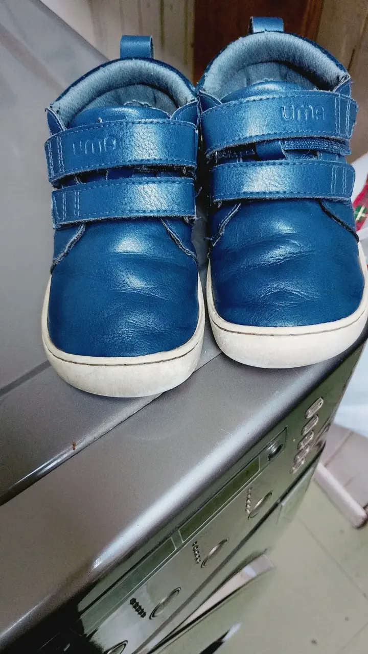 Zapatillas azules con velcro marca uma ergonómics - 1