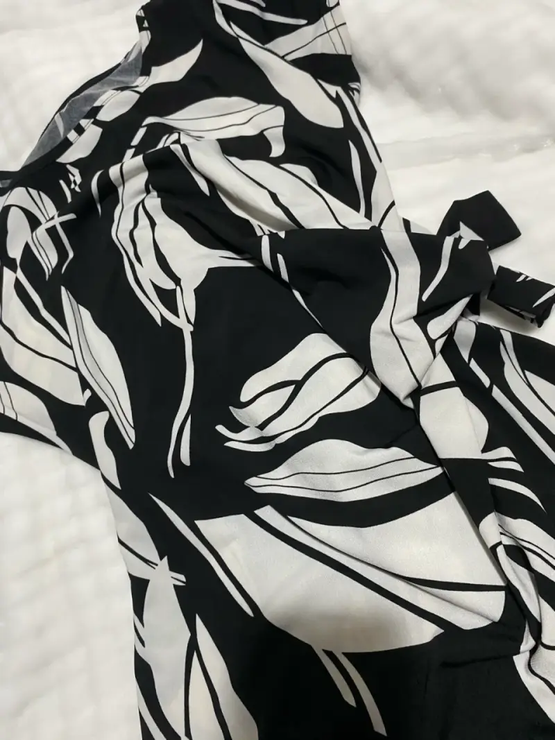 Vestido estampado blanco y negro - 2