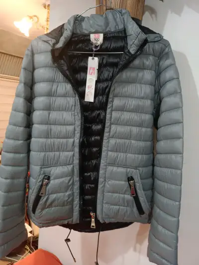 Chaqueta inflada gris para mujer - miniatura 1
