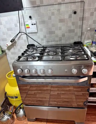 Cocina a gas de 5 quemadores - miniatura 2