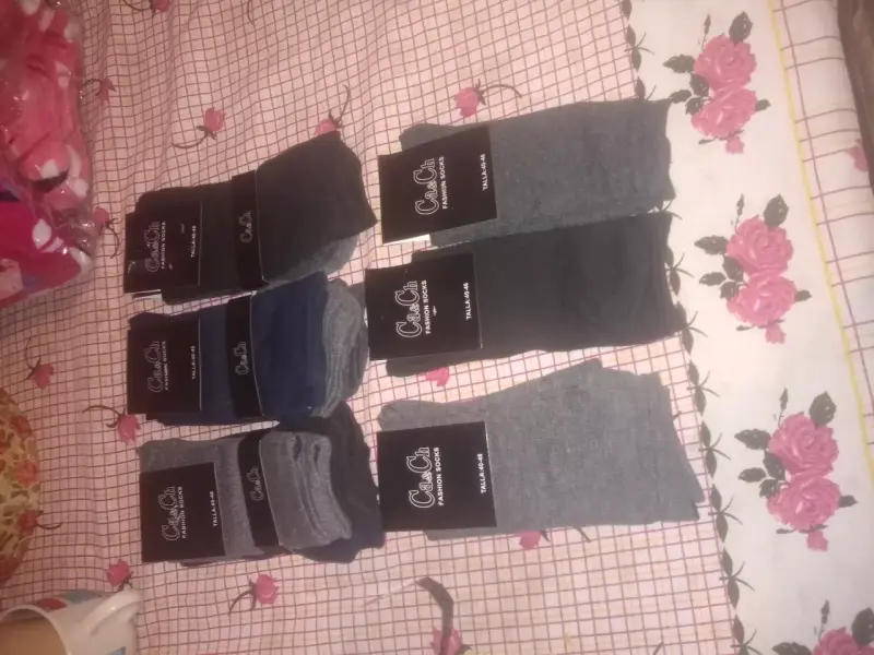 Pantuflas de invierno con estampado de besos - 2