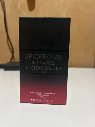 Perfume V&R Spicebomb Infrared 50ml - miniatura 1