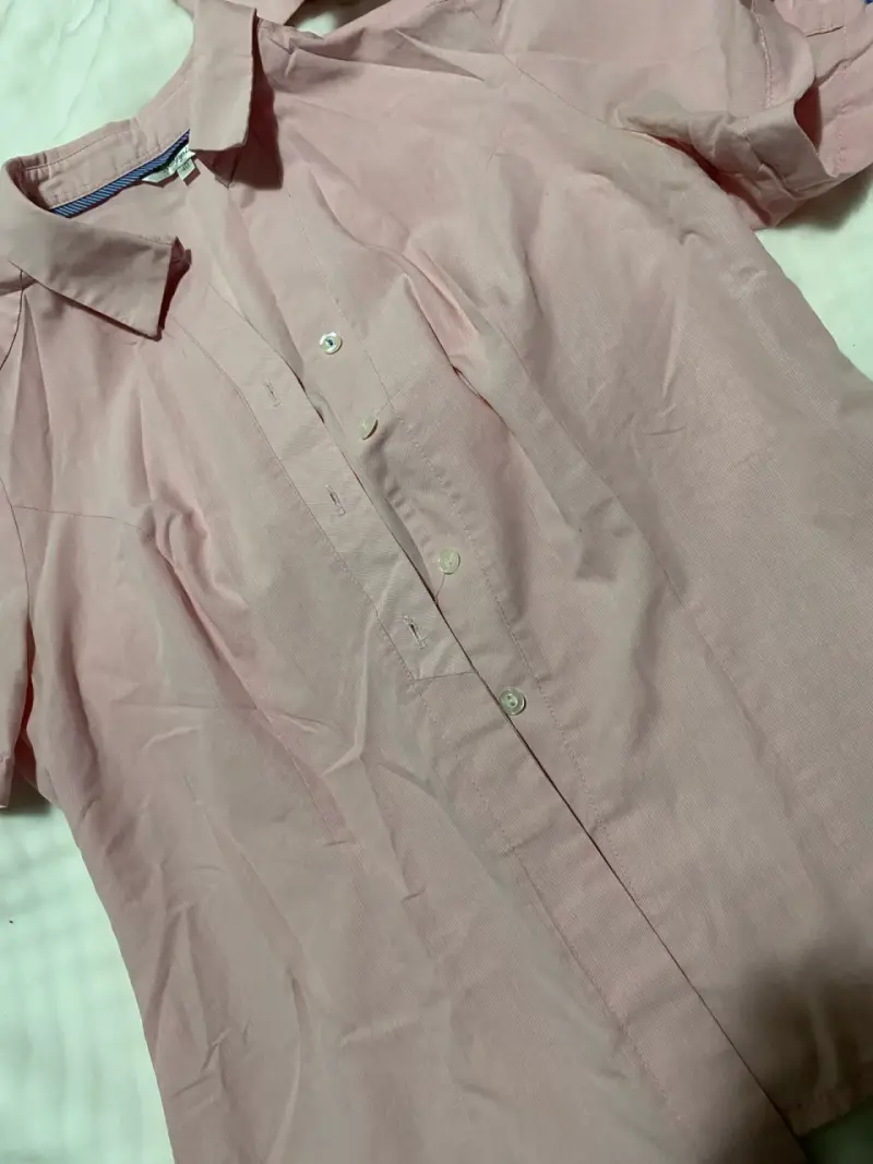 Camisa rosada de manga corta - 1