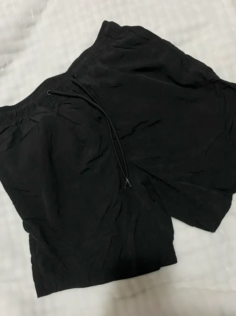 Shorts negros casuales - 1