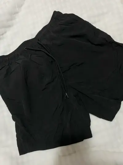 Shorts negros casuales - miniatura 1