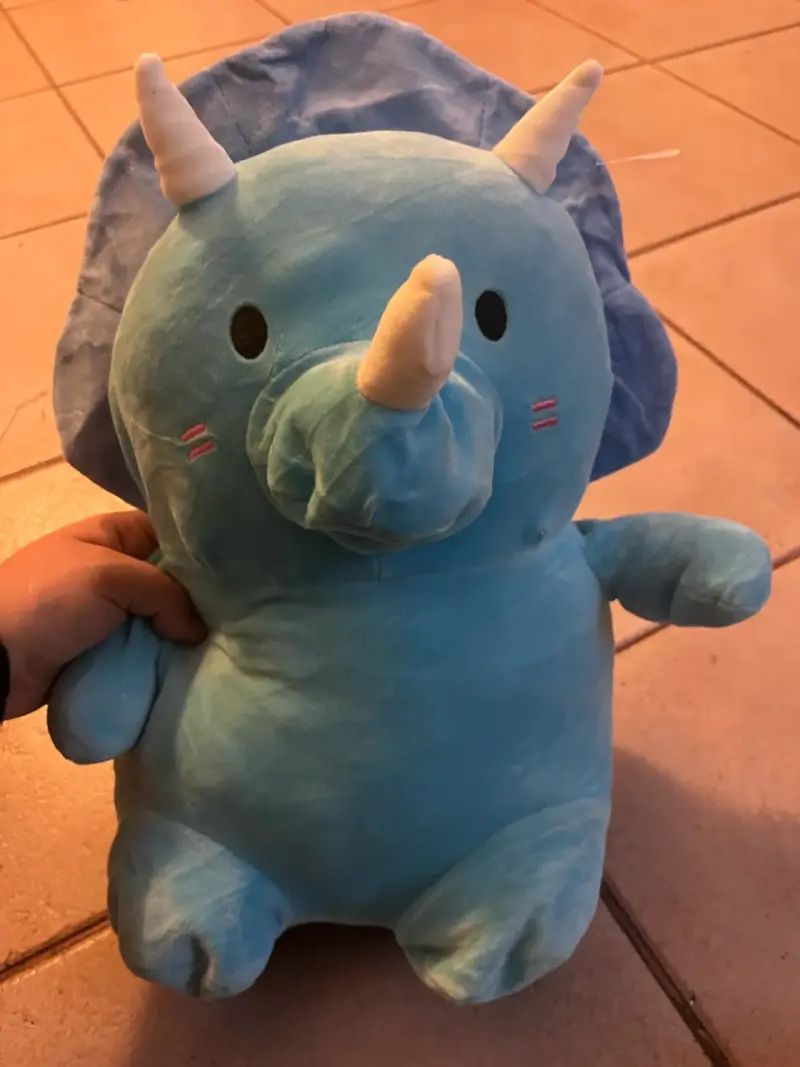 Peluche dinosaurio azul