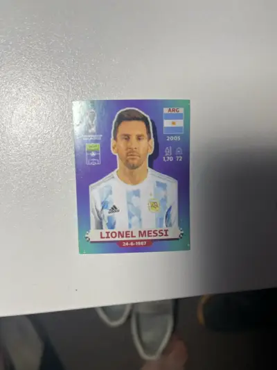 Lámina fútbol Messi 2022 - miniatura 3