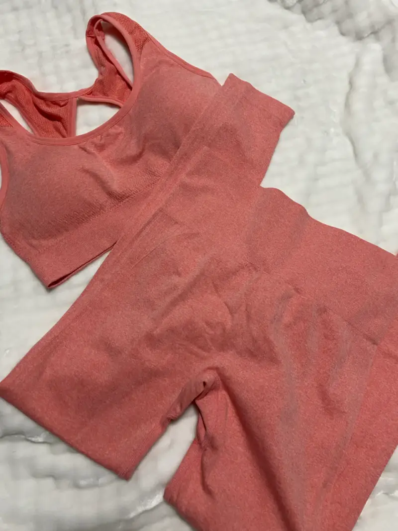 Conjunto deportivo rosa - 1