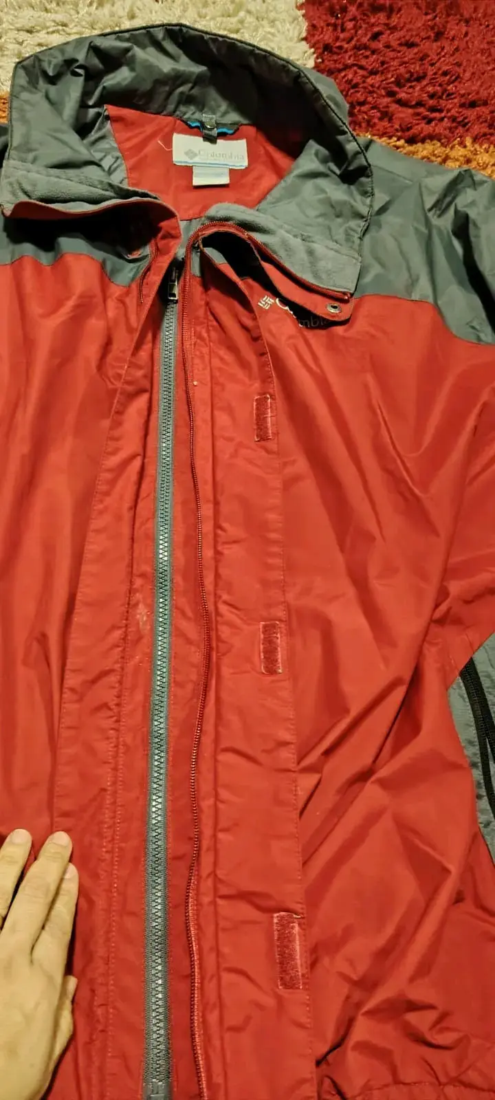 Chaqueta Columbia rojo y gris - 5