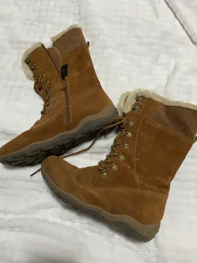 Botas de invierno marrones - miniatura 1