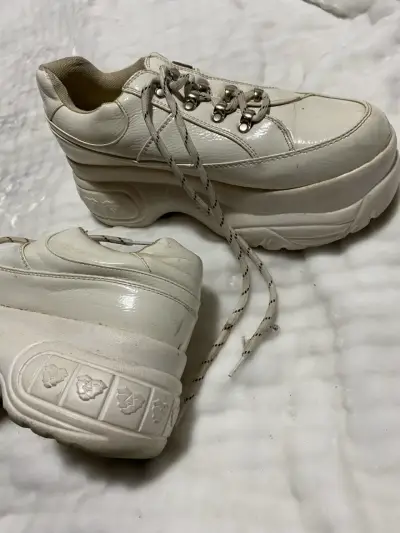 Zapatillas deportivas blancas - miniatura 2